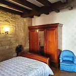 Demeure Du Xiiie-xive S. Dans La Cite Medievale. *