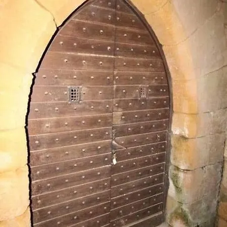 Demeure Du Xiiie-xive S. Dans La Cité Médiévale. Gourdon en Quercy