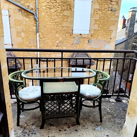 Demeure Du Xiiie-xive S. Dans La Cite Medievale. Tatil Evi *