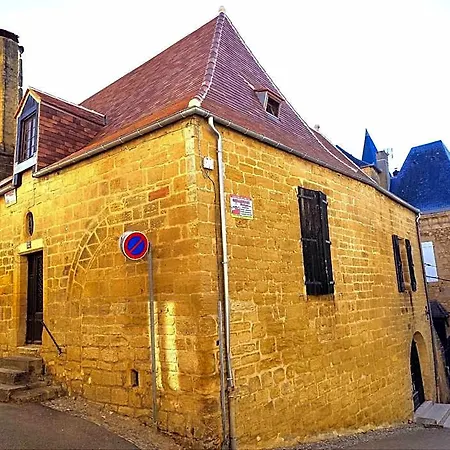 Semesterbostad Demeure Du Xiiie-xive S. Dans La Cite Medievale.